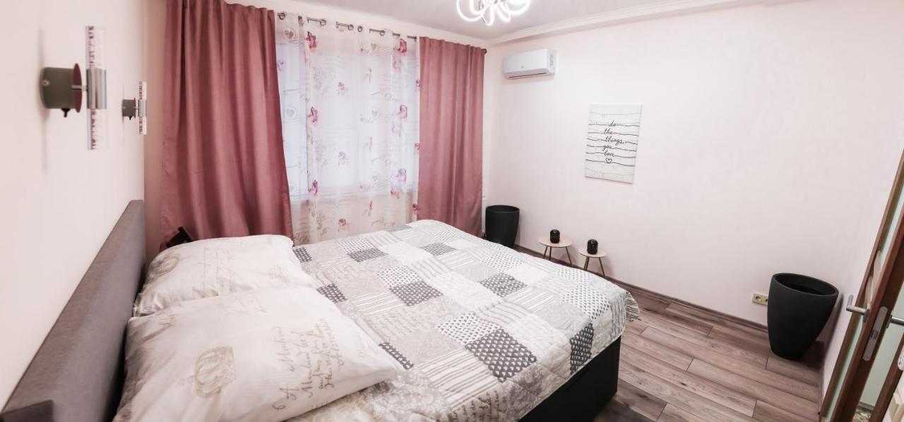 Royal House Apartment Kijów Zewnętrze zdjęcie